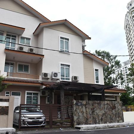 67 First Island Villa Bukit Jambul ภายนอก รูปภาพ