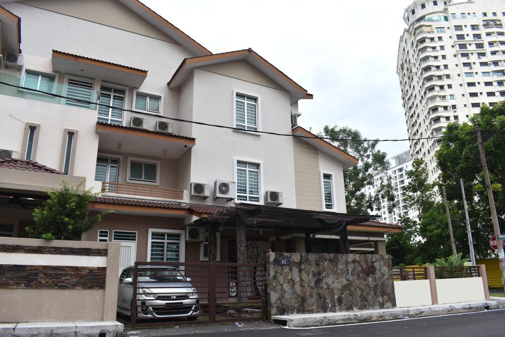 67 First Island Villa Bukit Jambul ภายนอก รูปภาพ