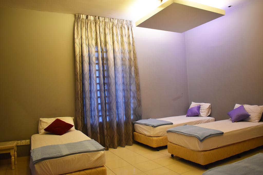 67 First Island Villa Bukit Jambul ภายนอก รูปภาพ