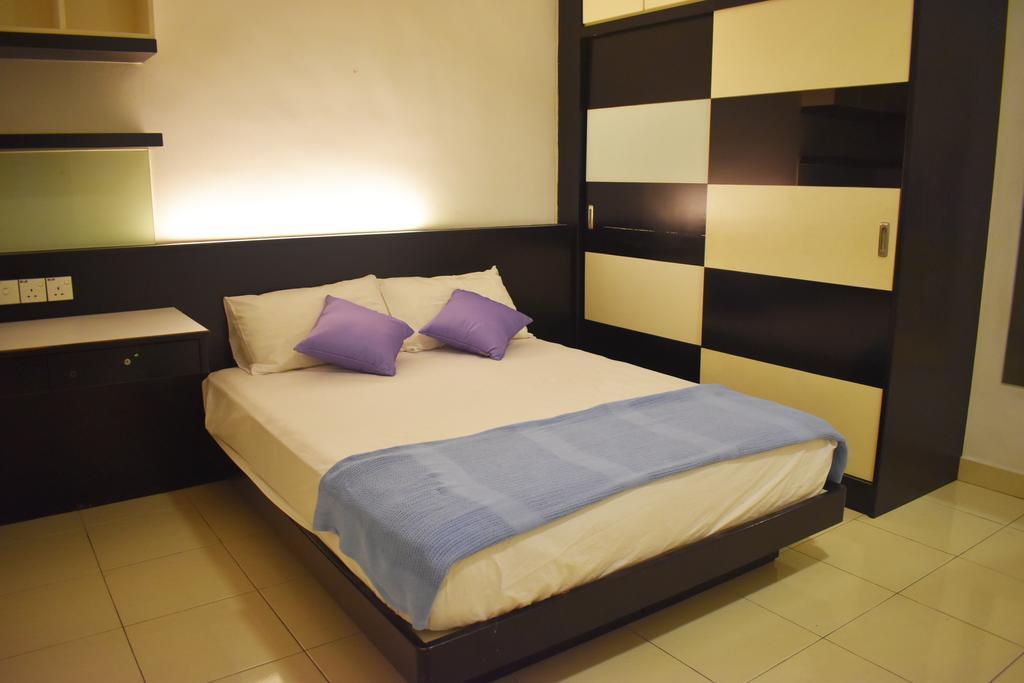 67 First Island Villa Bukit Jambul ภายนอก รูปภาพ